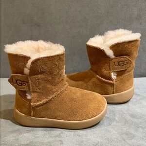 UGG Infant Keelan Brown Suede Boots Sherpa Lined UGGS Tan Booties Size 2/3 Cozy